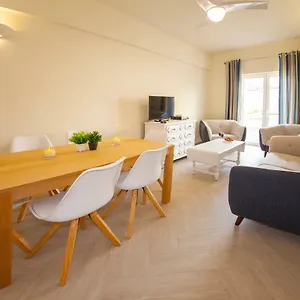 c10-lagos-center-apartment.hotelaalgarve.com/